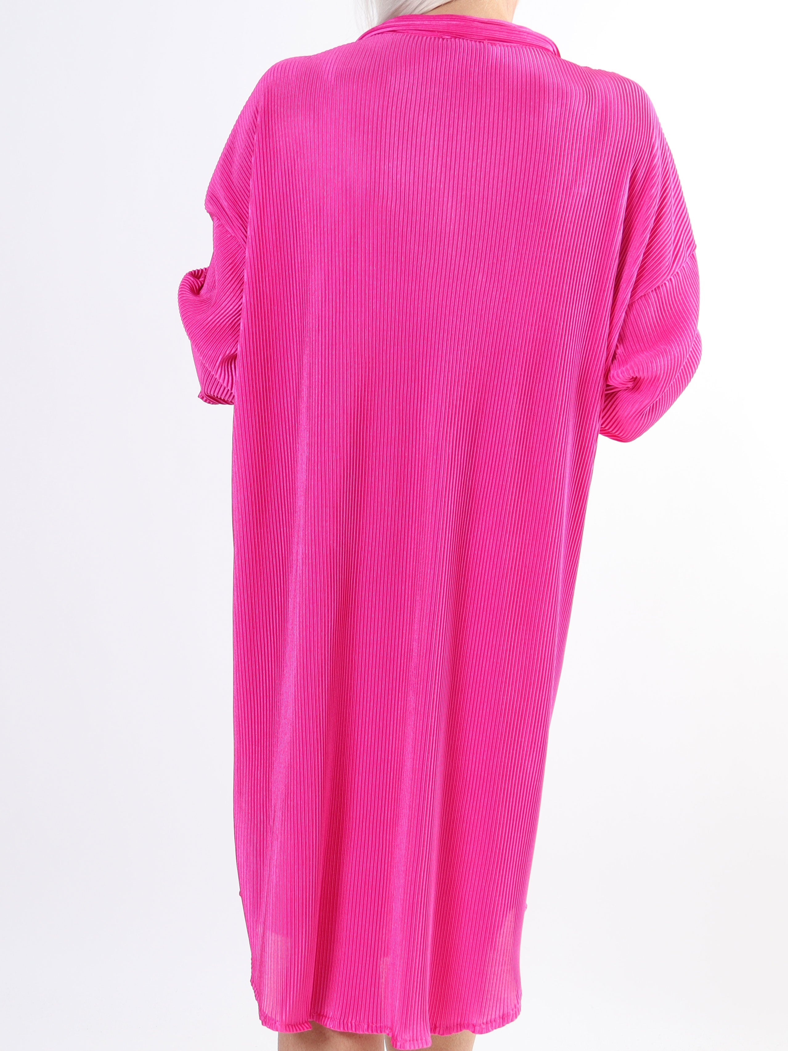 Bellatrix - Ribbad skjortklänning i stor storlek